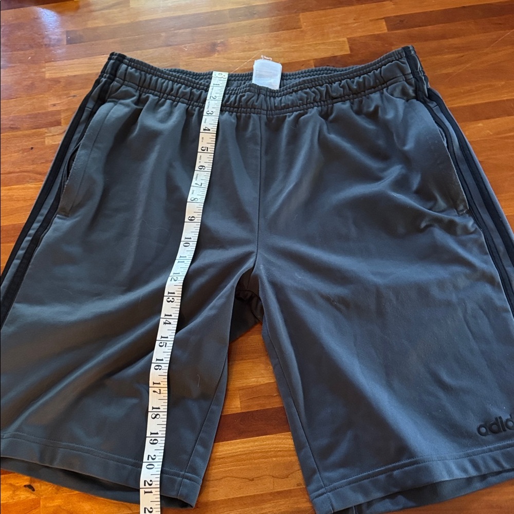 Adidas Charcoal Gray Sports Shorts L - Picture 5 of 7